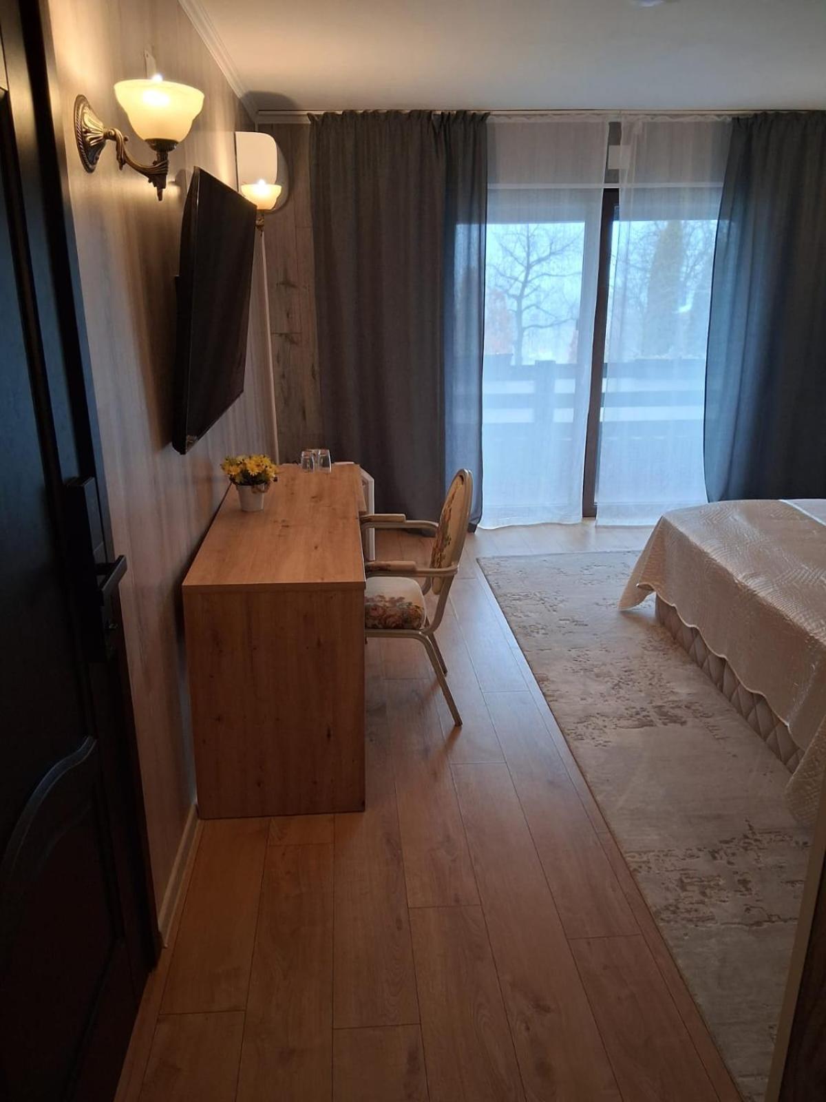 Hanu Lu Mos Opinca Deva Exterior foto