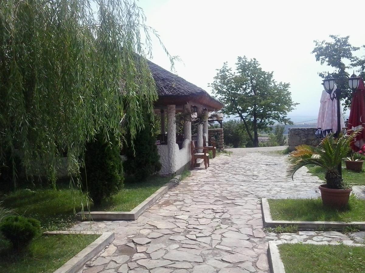 Hanu Lu Mos Opinca Deva Exterior foto