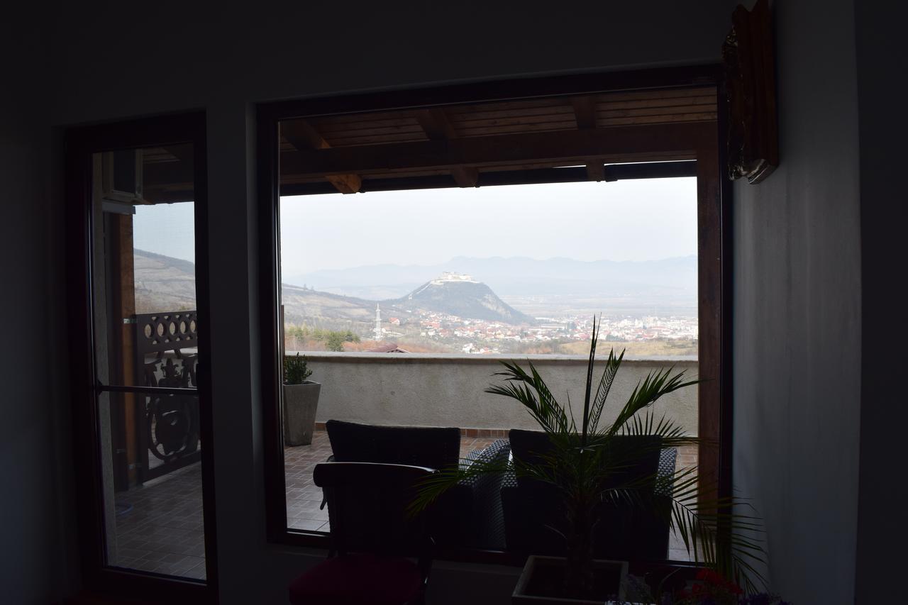 Hanu Lu Mos Opinca Deva Exterior foto